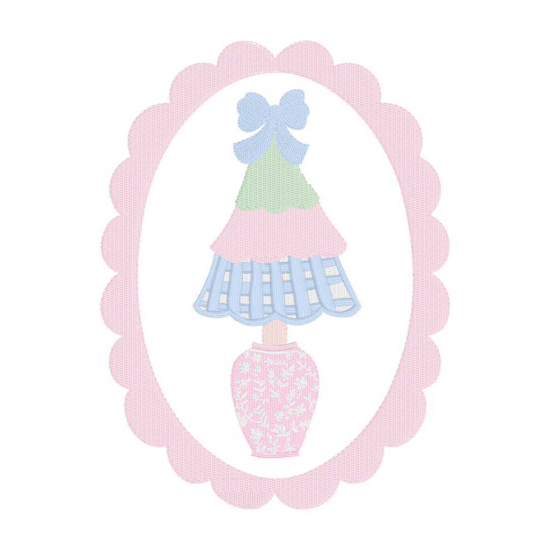 Preppy Christmas Tree Scallop Frame