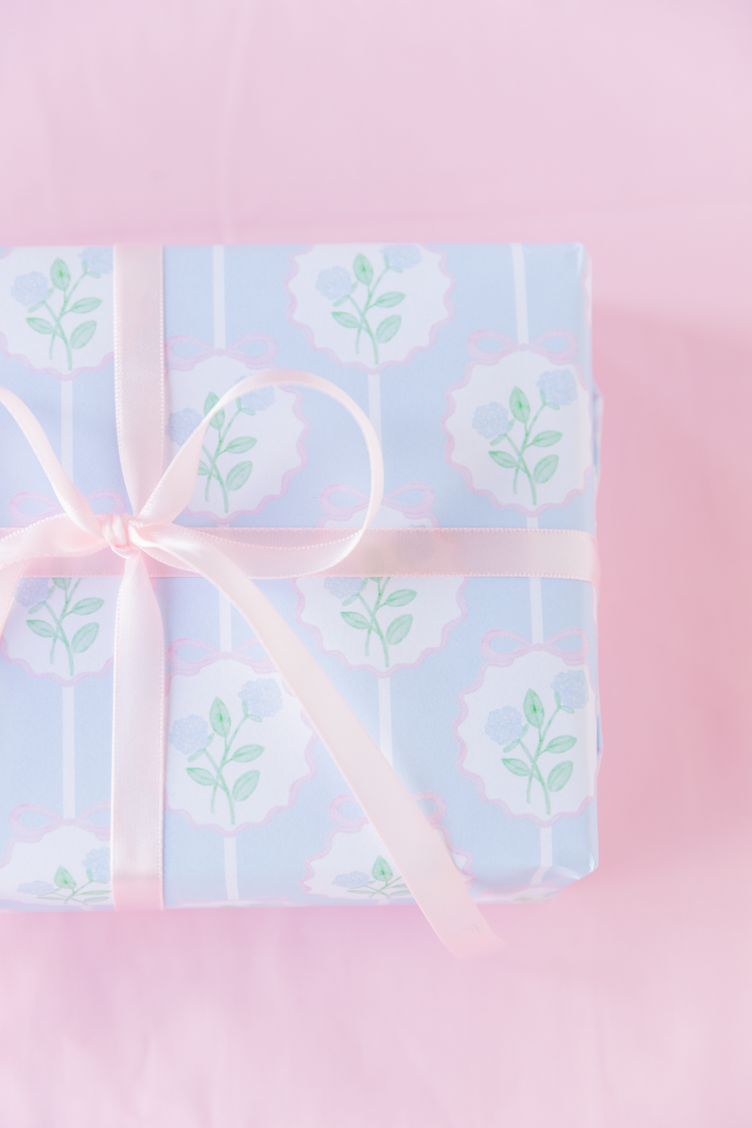 Preppy Hydrangeas Gift Wrap