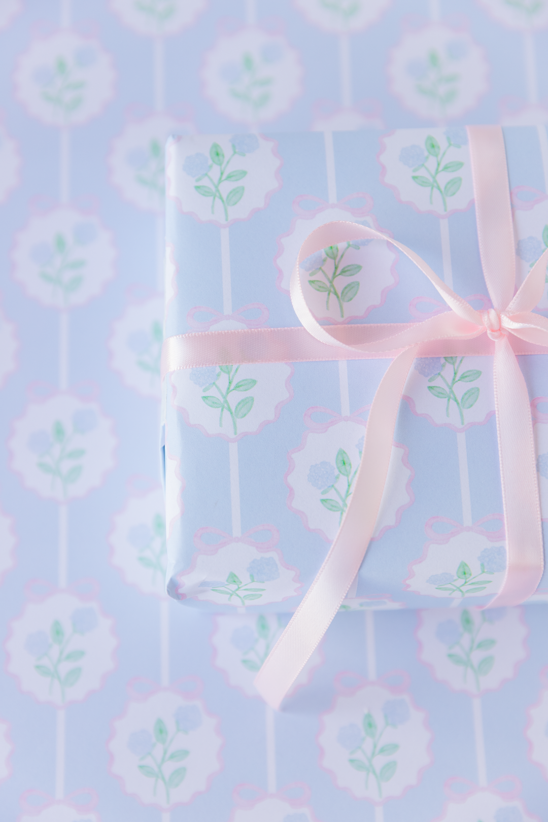 Preppy Hydrangeas Gift Wrap