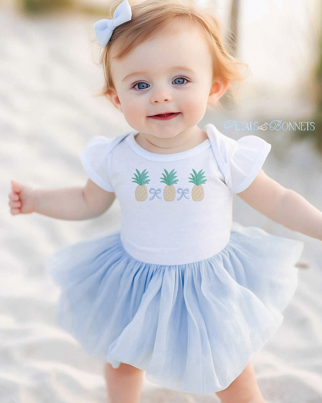 Pineapple Bows