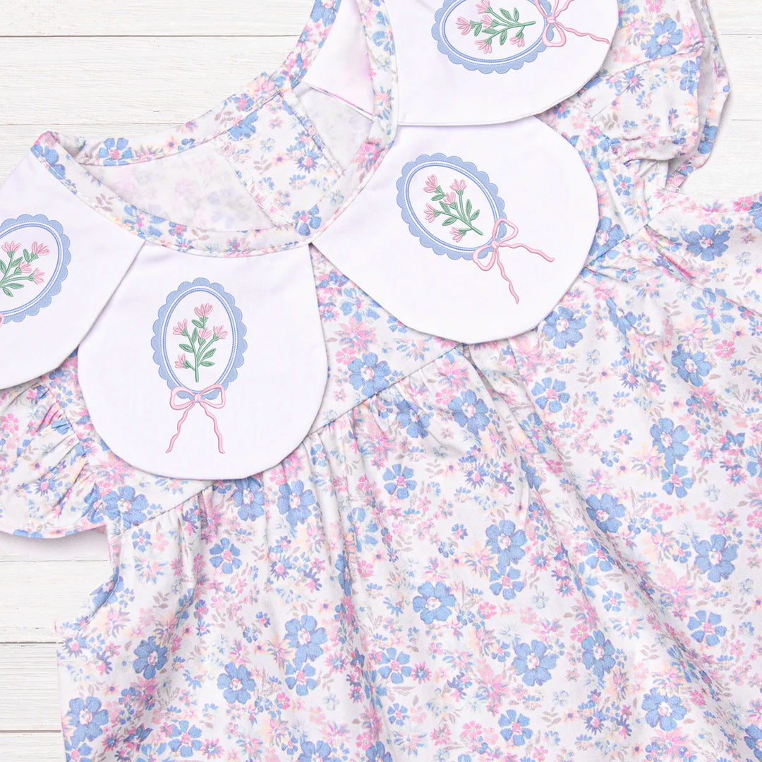 Bow Scallop Frame Floral
