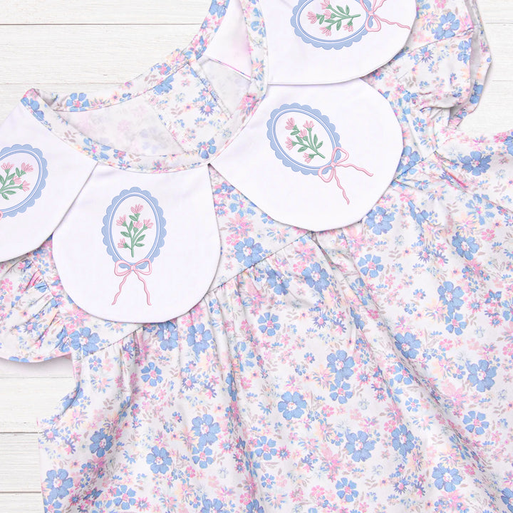 Bow Scallop Frame Floral