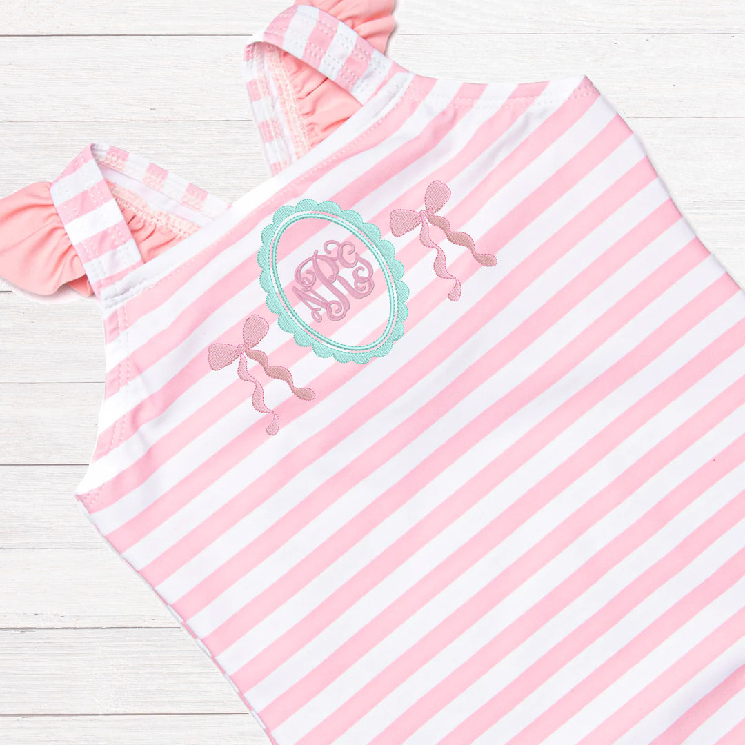 Scallop Frame Bows